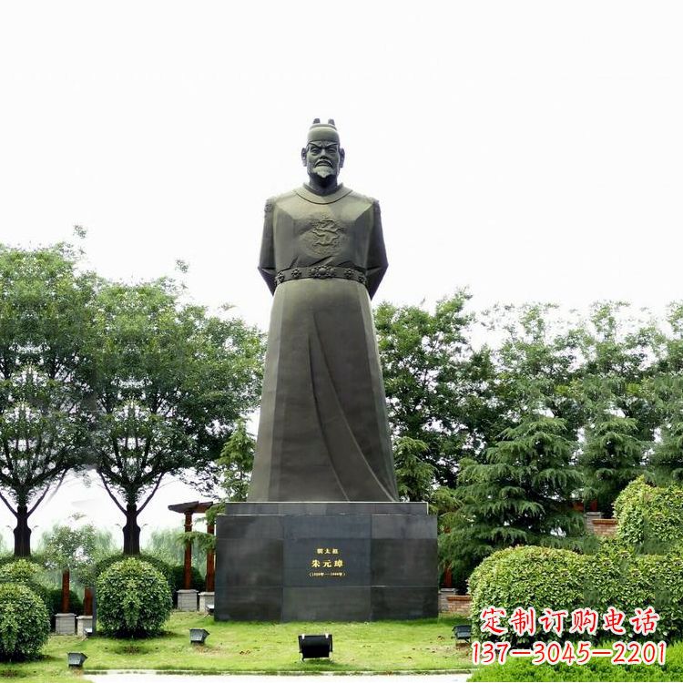 丽水“洪武之治”明太祖石雕塑像