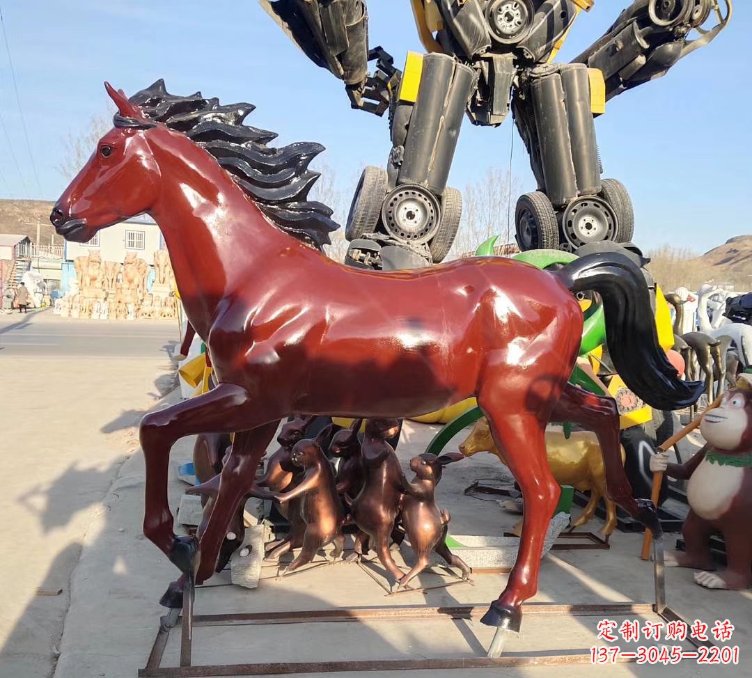 丽水玻璃钢仿真奔马雕塑