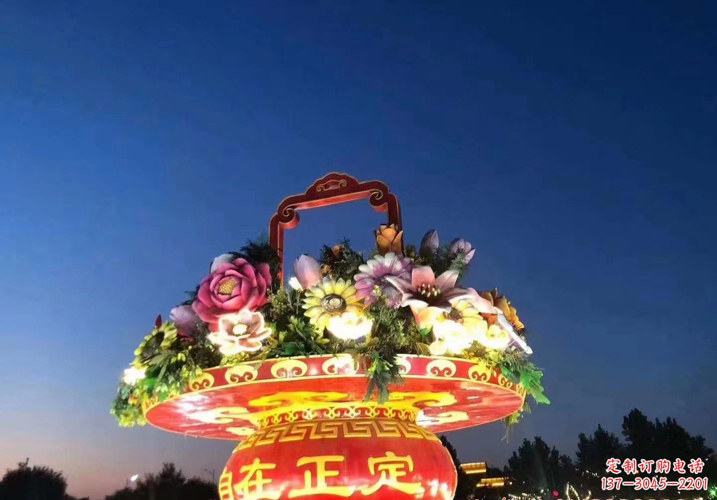 丽水玻璃钢花篮景观雕塑让美景永恒