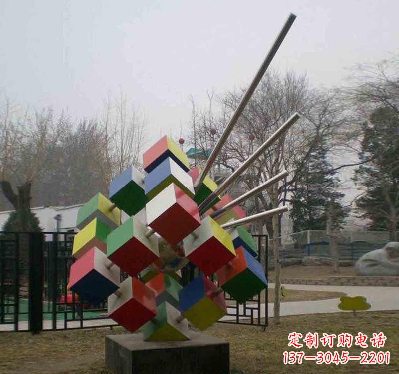 丽水不锈钢彩色魔方雕塑艺术与智慧的结合