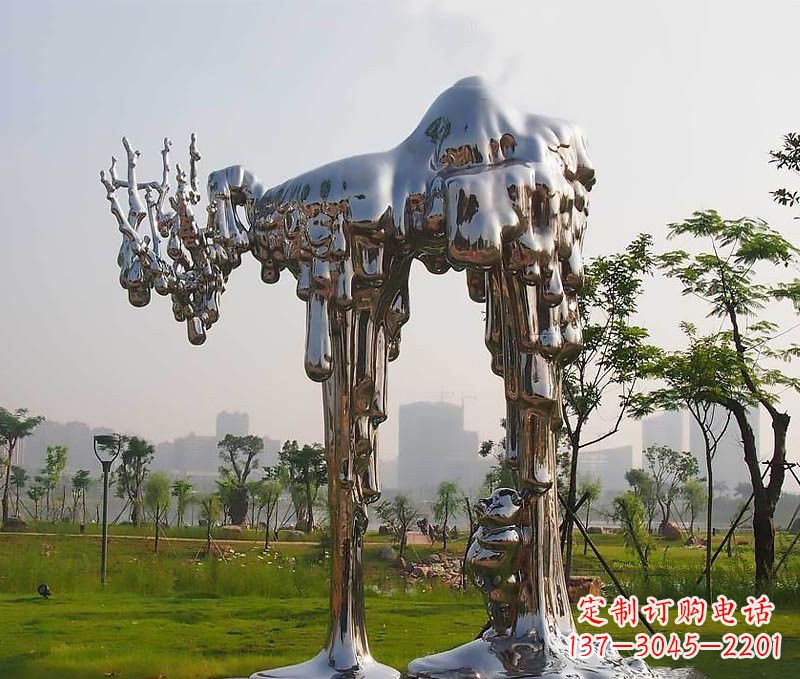 丽水拱门雕塑以不锈钢点缀精美的艺术品