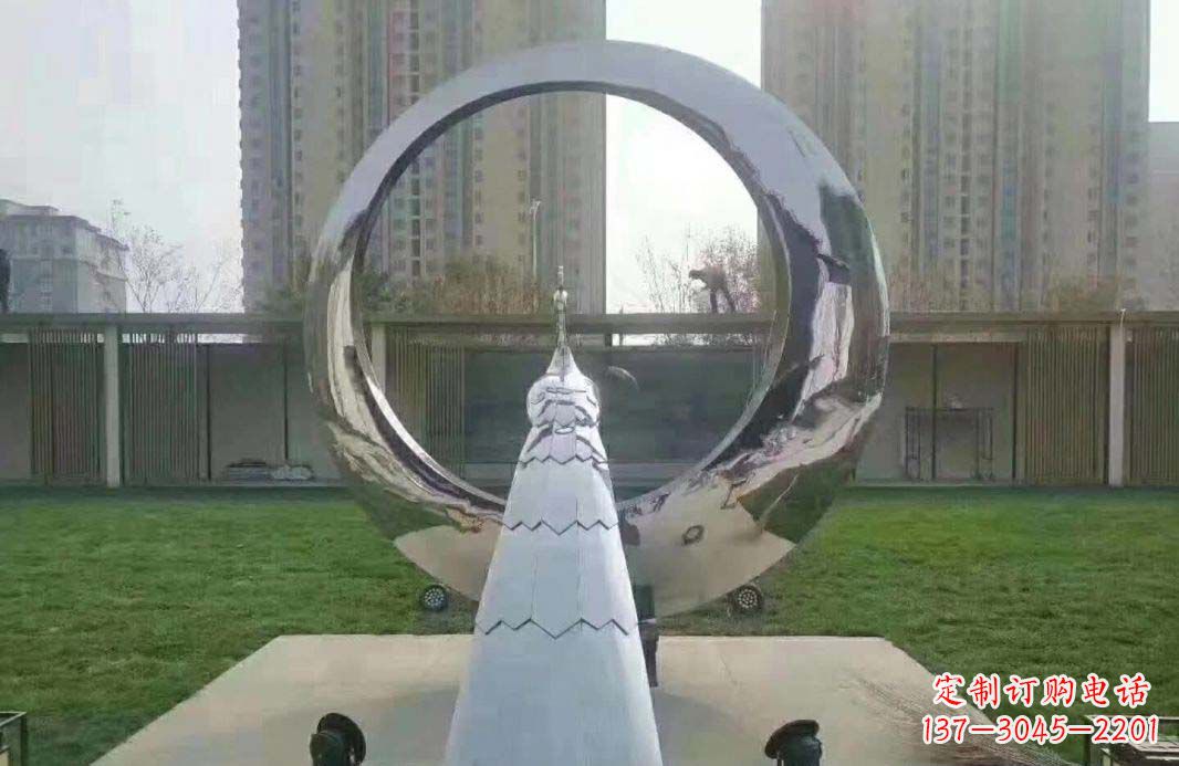 丽水不锈钢孔雀圆环雕塑