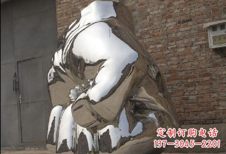 丽水不锈钢拳头雕塑给人以力量的象征