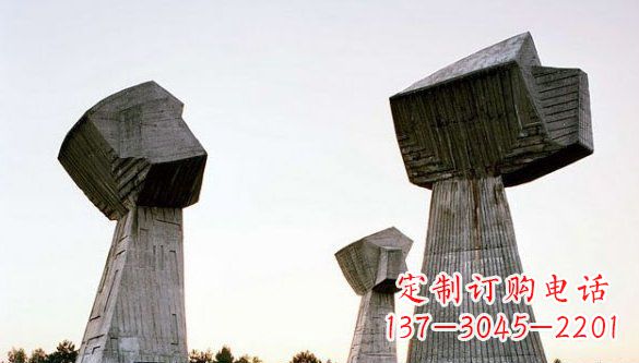 丽水不锈钢拳头一种独特的雕塑材料