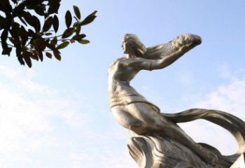 丽水女娲传承中华神话的不锈钢雕塑
