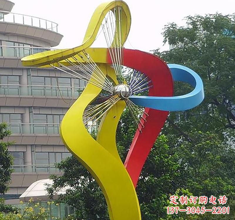 丽水不锈钢风车雕塑——烤漆之美