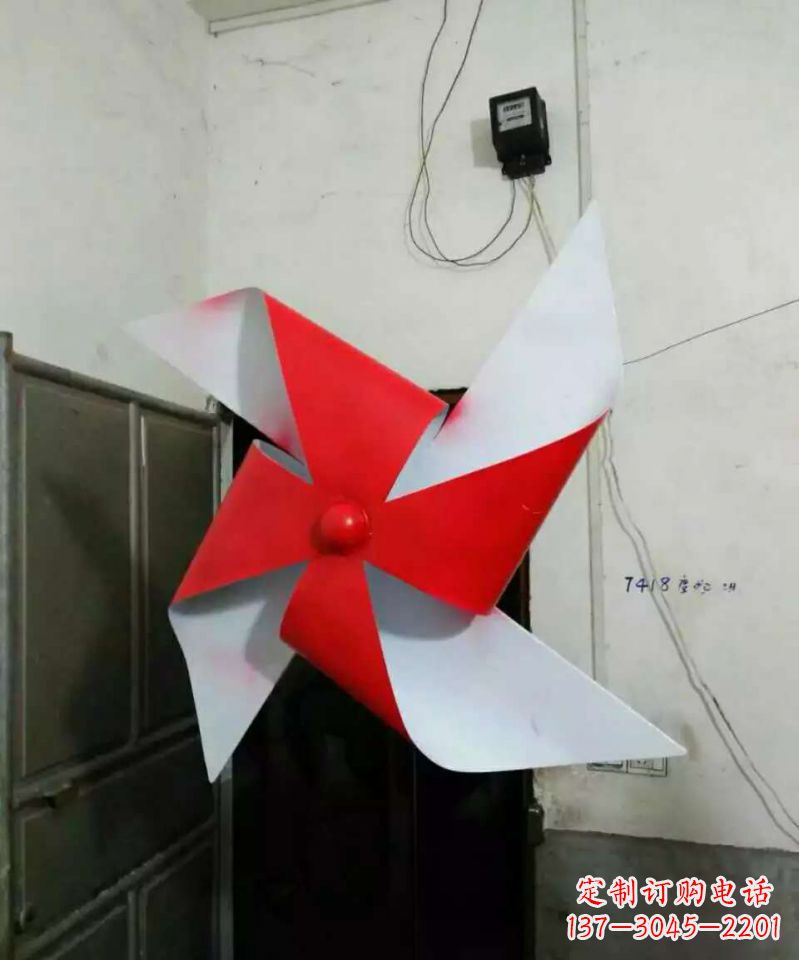 丽水彩色不锈钢风车雕塑