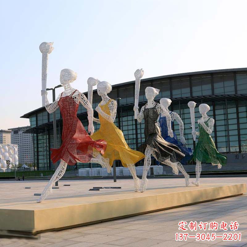 丽水勇攀高峰,勇于担当——火炬雕塑