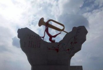 丽水革命烈士冲锋号雕塑让革命历史长存