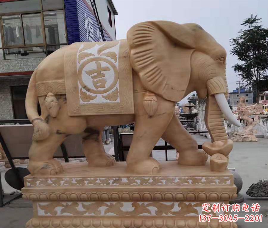 丽水大象镂空石雕