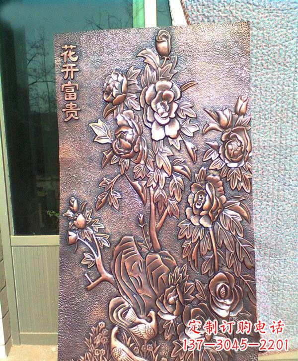 丽水锻铜牡丹雕塑
