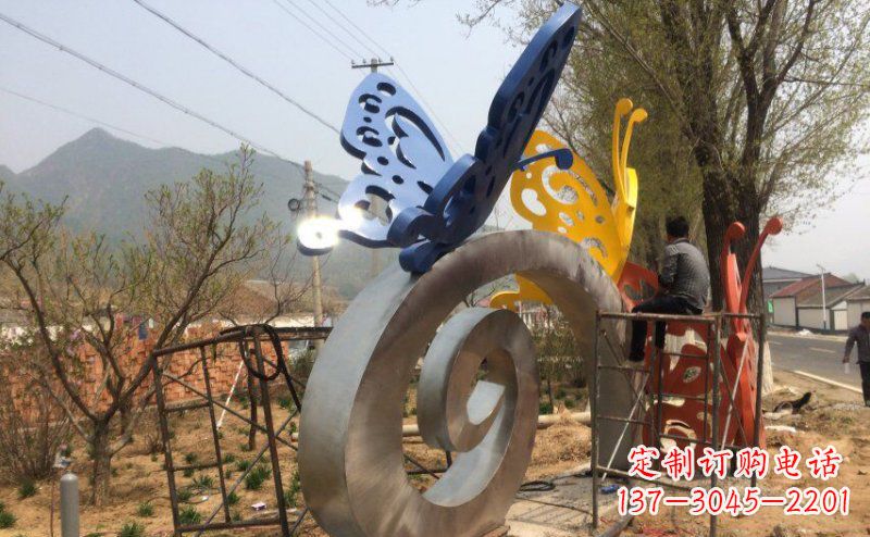 丽水优雅无比,不锈钢蝴蝶雕塑