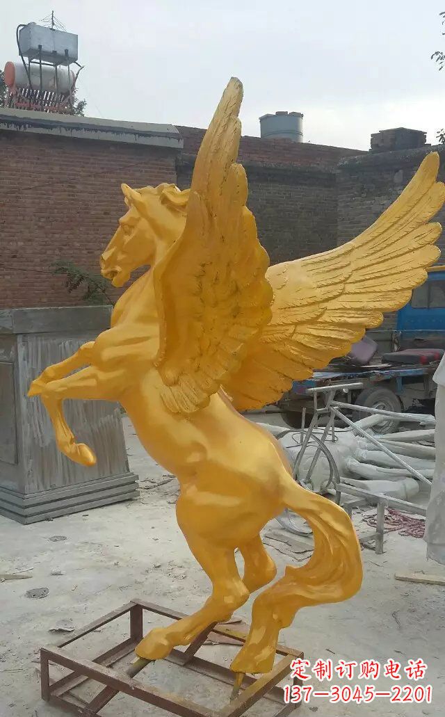 丽水飞马玻璃钢仿铜动物雕塑