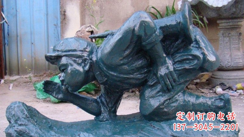 丽水传统文化符号——小红军冲锋号雕塑