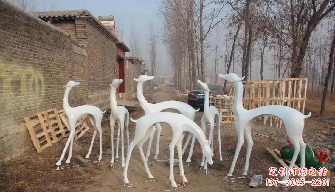 丽水英锐不锈钢鹿雕塑——让您的雕塑体验更加令人惊叹