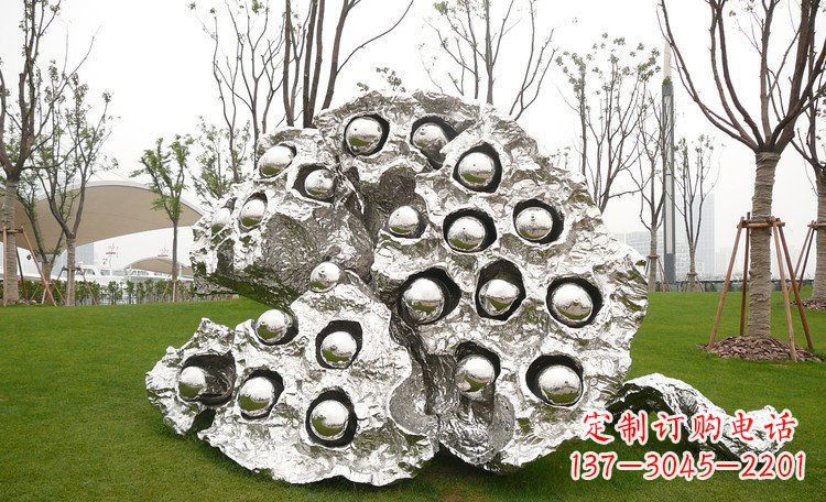 丽水不锈钢莲蓬雕塑浓缩东方文化的美感