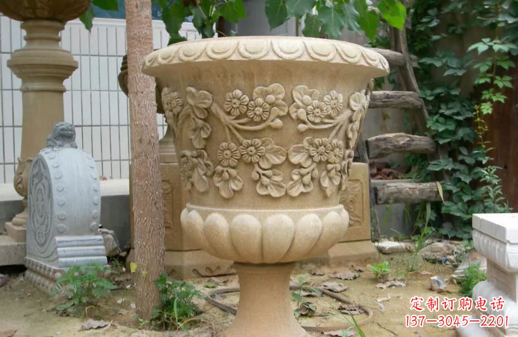 丽水精美大理石花盆雕塑