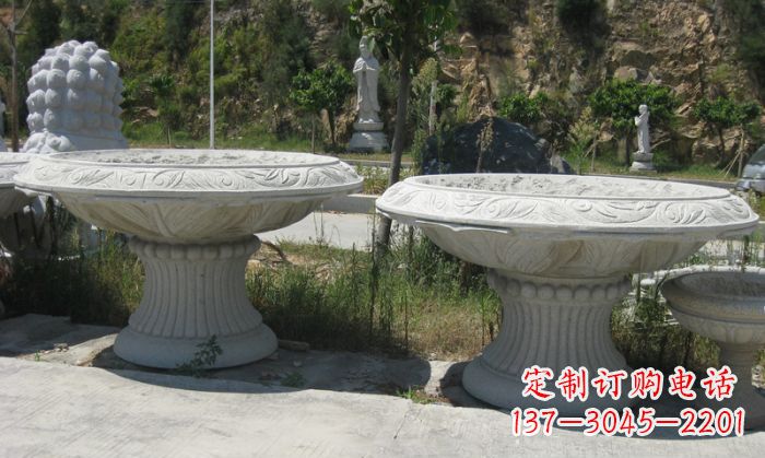 丽水美轮美奂的大理石花盆雕塑