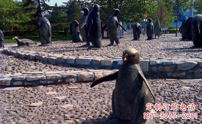 丽水公园企鹅动物铜雕
