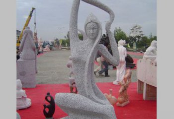 丽水公园瑜伽美女石雕