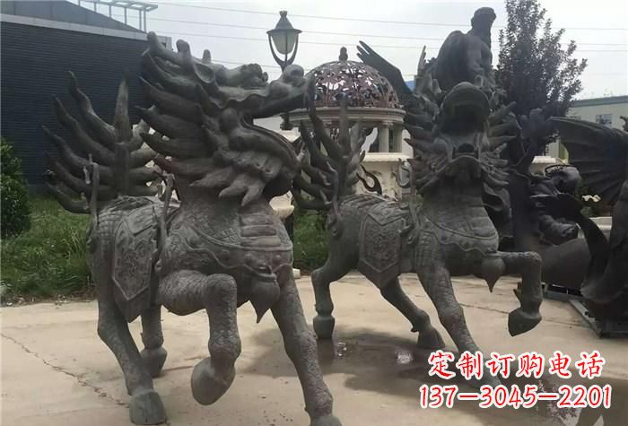 丽水精美的古典铜麒麟雕塑