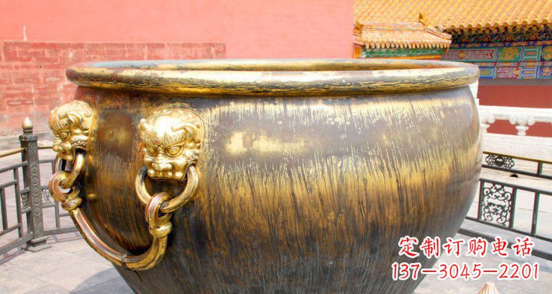 丽水故宫圆形水缸铜雕,展现古典典雅之美
