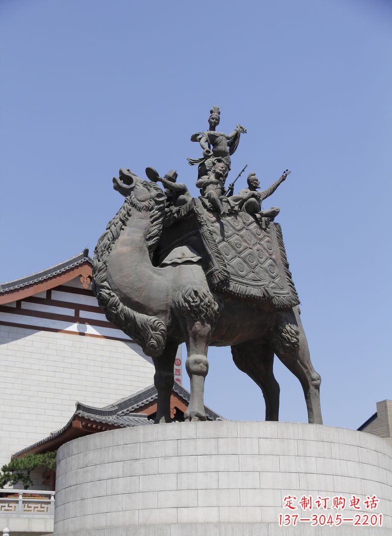 丽水广场古代人物骑骆驼铜雕