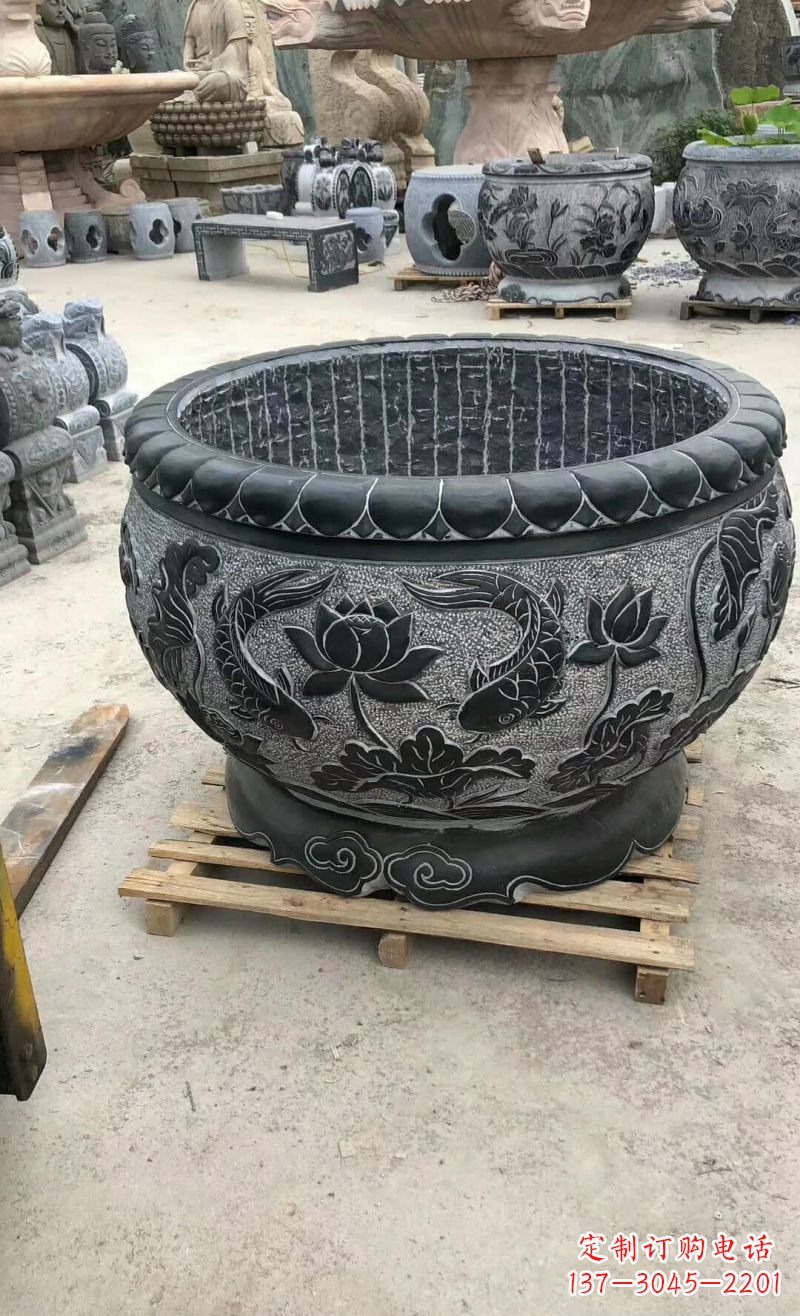 丽水荷花鲤鱼石浮雕水缸,精美独特的艺术之作