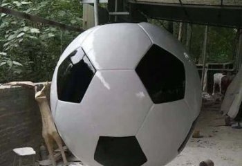 丽水不锈钢足球雕塑提供优质的装饰效果