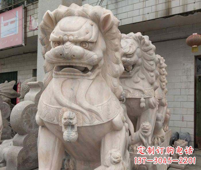 丽水寺庙景观晚霞红狮子石雕
