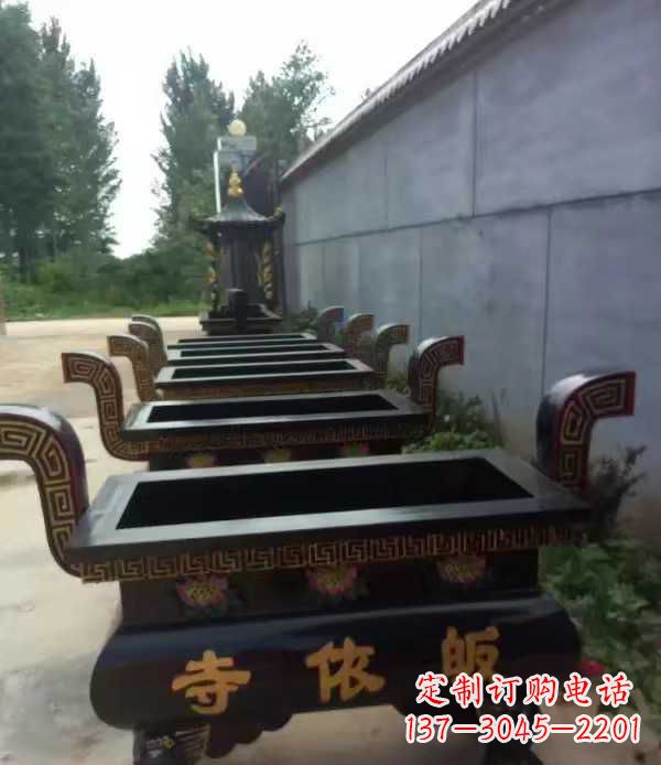 丽水寺庙四足方形香炉铜雕