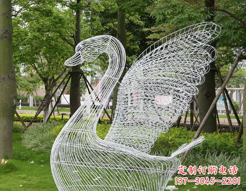 丽水天鹅镂空不锈钢雕塑
