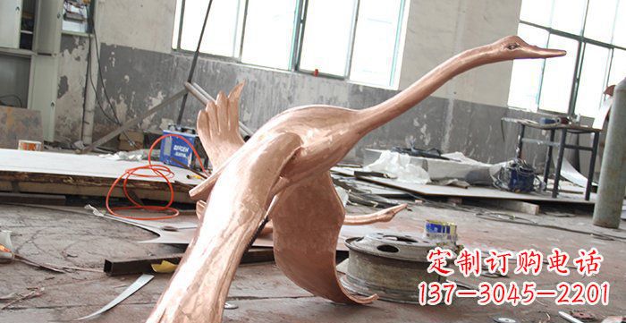丽水天鹅铸铜动物铜雕