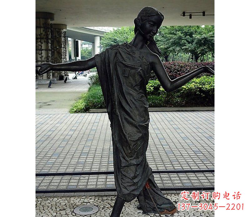 丽水跳舞的女孩街边景观铜雕