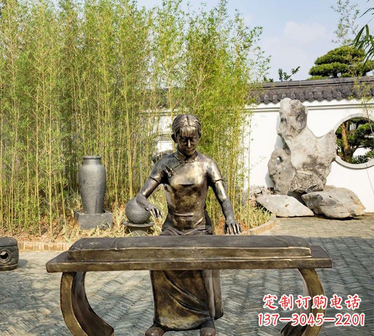 丽水铜雕弹古筝人物