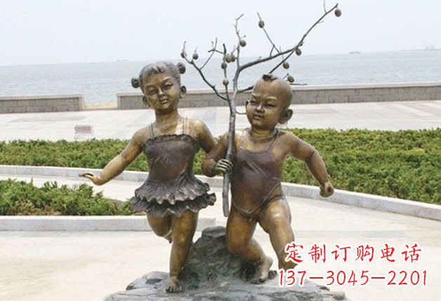 丽水玩耍的儿童铜雕