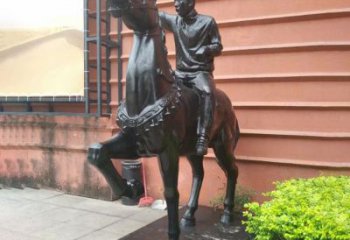 丽水独一无二的骑马雕塑