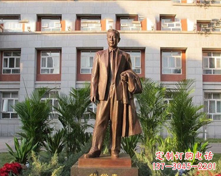 丽水校园钱学森铜雕