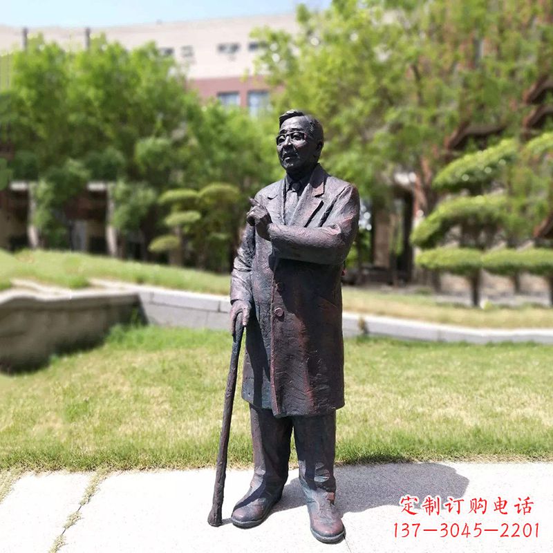 丽水中国名人著名数学家华罗庚铜雕像