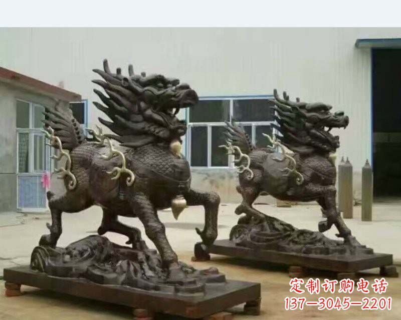 丽水铸铜踏浪麒麟雕塑