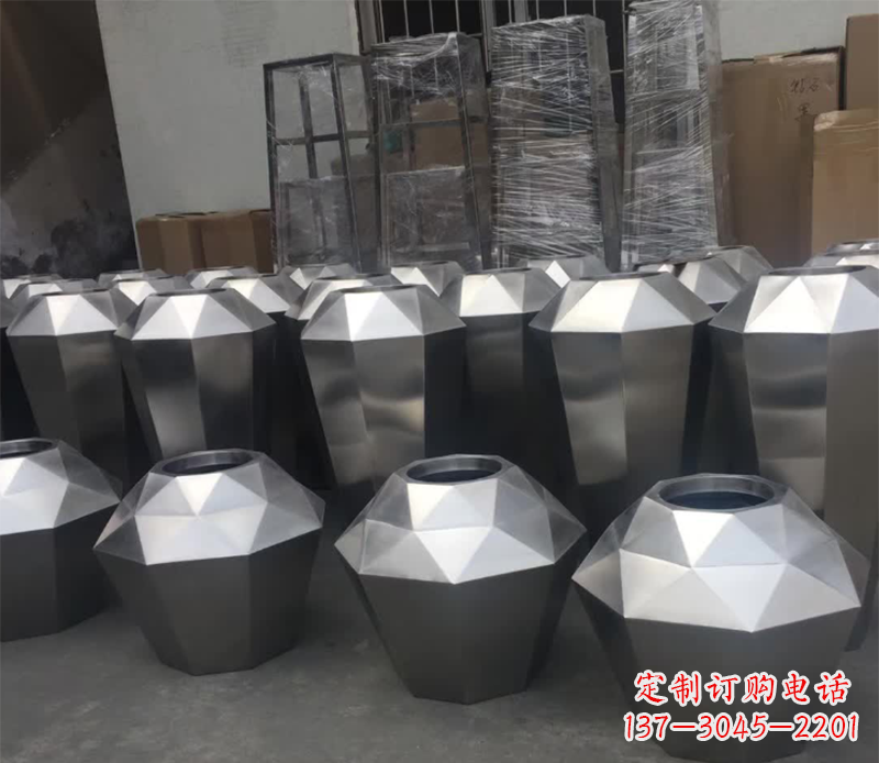 丽水不锈钢组合花盆雕塑