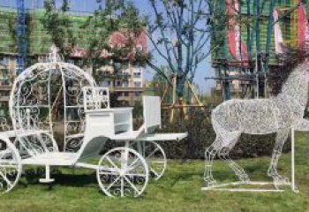 丽水马车雕塑-小区花园广场创意镂空不锈钢马车雕塑